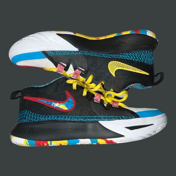 Nike Kyrie Flytrap 6 (GS) Black/White/Tour Yellow/University Red Sneaker Size 4 - Picture 8 of 8